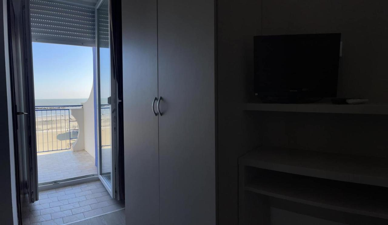 Hotel Ideal Rimini Exterior photo