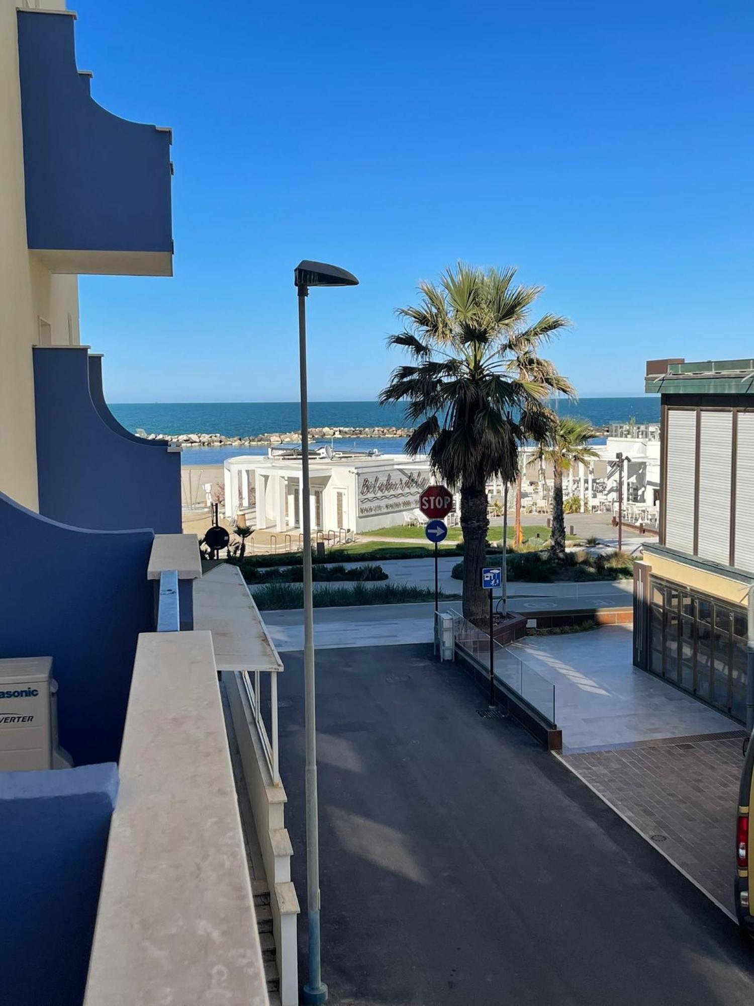 Hotel Ideal Rimini Exterior photo