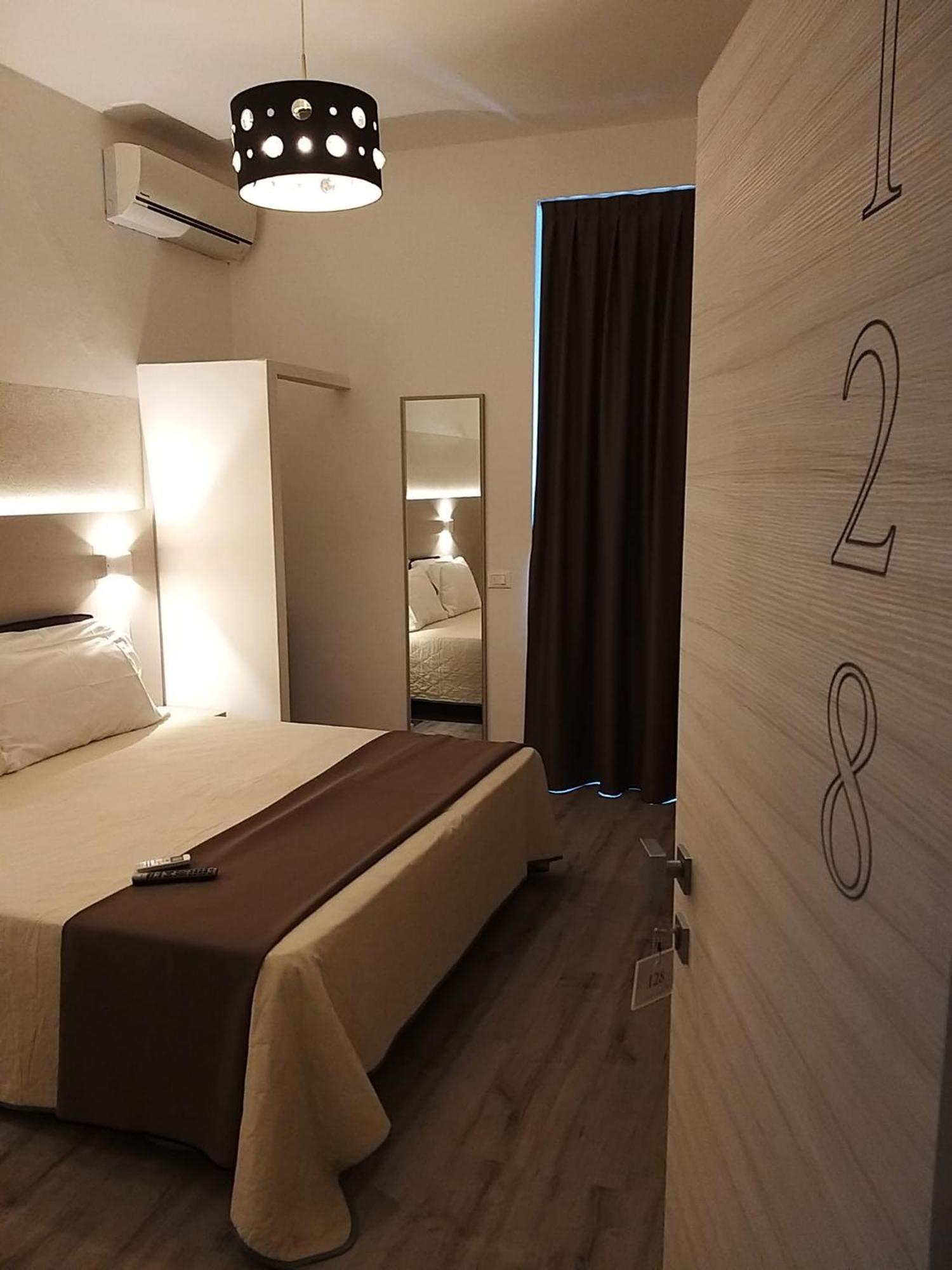 Hotel Ideal Rimini Exterior photo